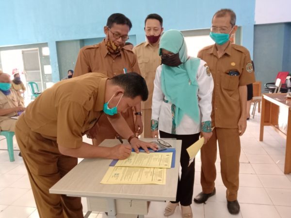 Penandatanganan Fakta Integritas SMK Negeri 18 Samarinda