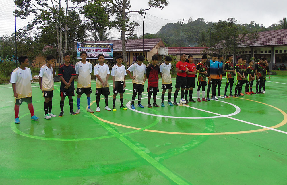 Turnamen Futsal SMP/MTS Kota Samarinda, di Lapangan Futsal SMK Negeri 18 Samarinda Turnamen Futsal SMP/MTS Kota Samarinda, di Lapangan Futsal SMK Negeri 18 Samarinda