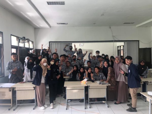 Sosialisasi ITK (Institut Teknologi Kalimantan) di SMK Negeri 18 Samarinda
